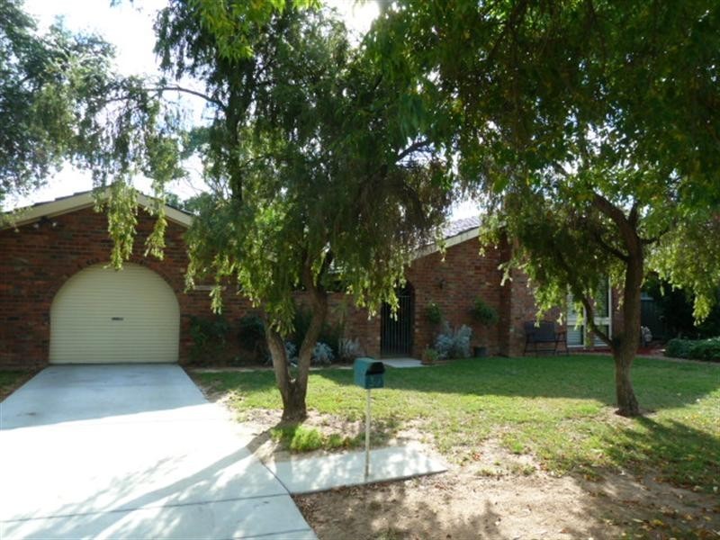 30 Inglis Street, Wagga Wagga NSW 2650