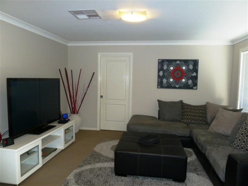 100 Mima Street, Wagga Wagga NSW 2650