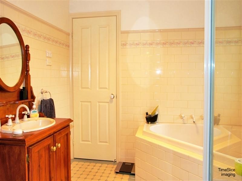 1/20 Tamar Drive (Faces Melville Pl), Tatton NSW 2650