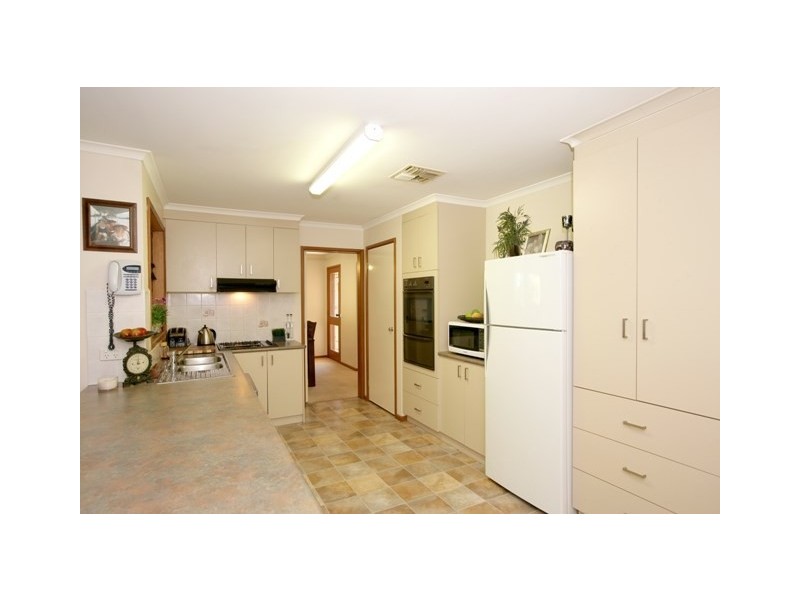 23 Stellway Close, Wagga Wagga NSW 2650