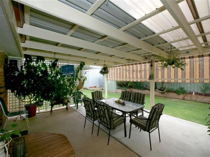 45 Yentoo Drive, Glenfield Park NSW 2650