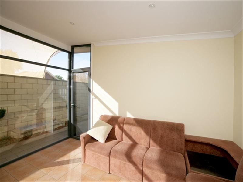 1 and 2/39 Fox Street, Wagga Wagga NSW 2650