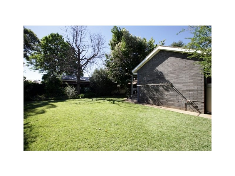 5 Moran Street, Wagga Wagga NSW 2650