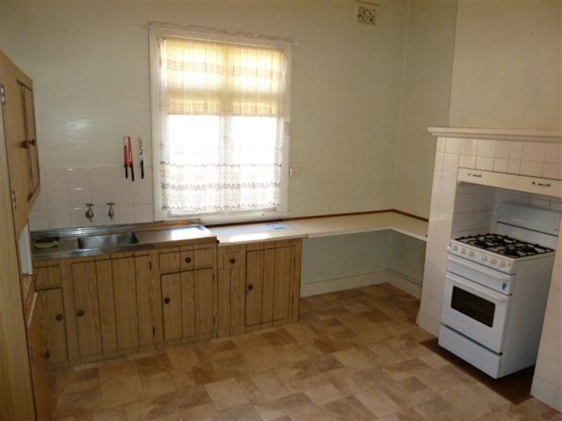 19 Broad Street, Wagga Wagga NSW 2650