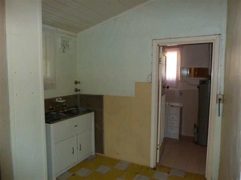 19 Broad Street, Wagga Wagga NSW 2650