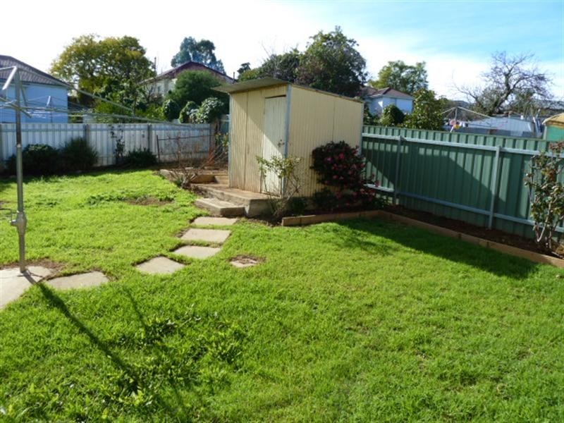 150 Macleay Street, Wagga Wagga NSW 2650
