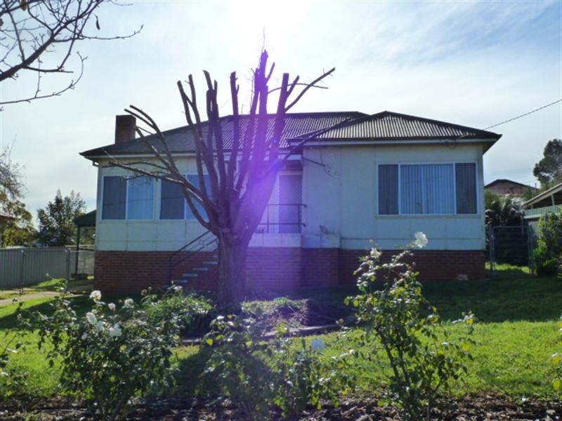 150 Macleay Street, Wagga Wagga NSW 2650