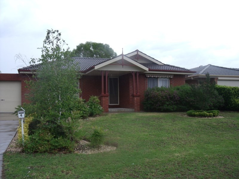4 Gidgee Place, Wagga Wagga NSW 2650