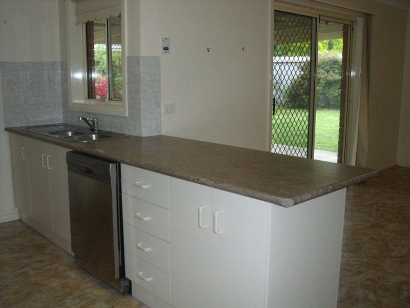 4 Gidgee Place, Wagga Wagga NSW 2650