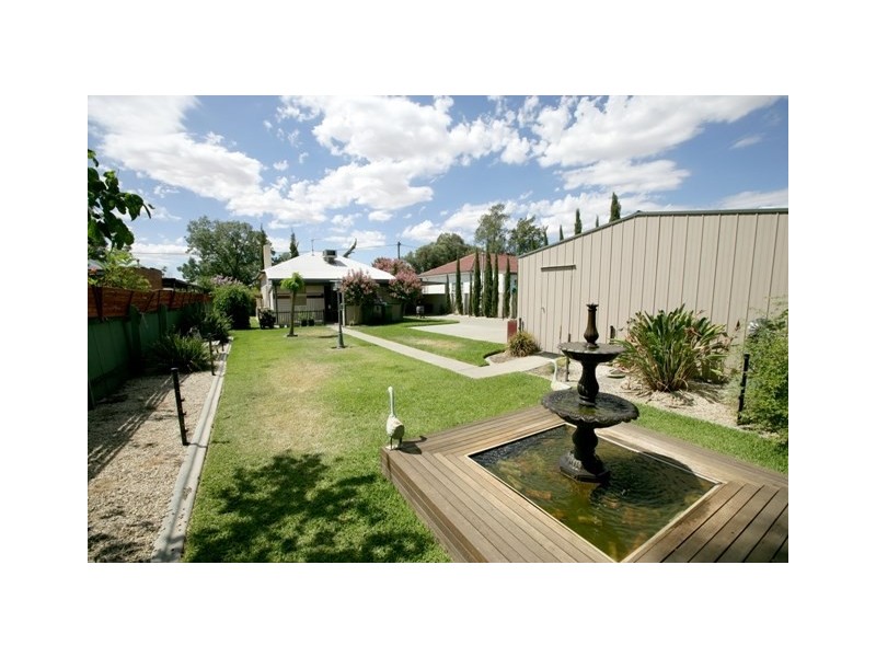 50 Gormly Avenue, Wagga Wagga NSW 2650