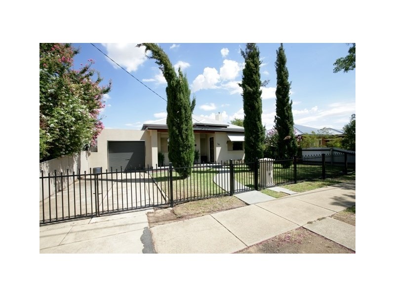 50 Gormly Avenue, Wagga Wagga NSW 2650