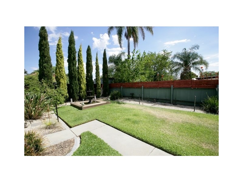 50 Gormly Avenue, Wagga Wagga NSW 2650