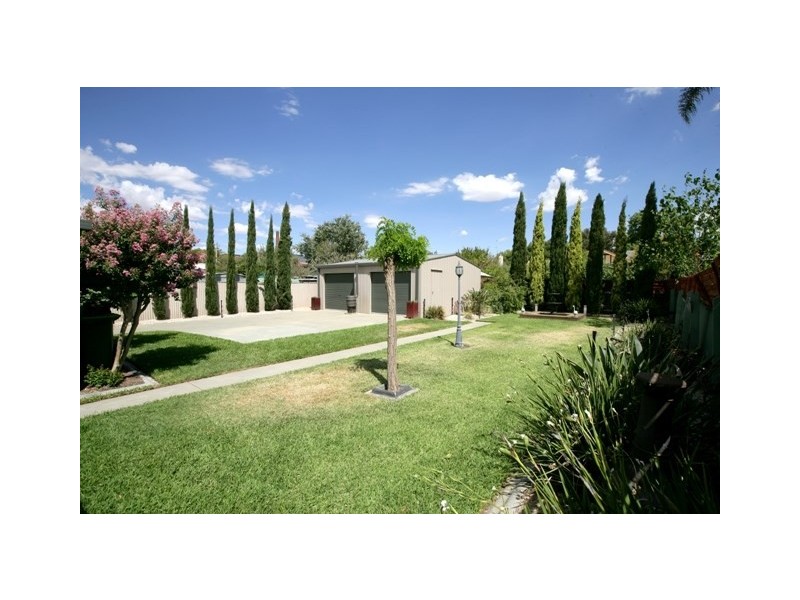 50 Gormly Avenue, Wagga Wagga NSW 2650