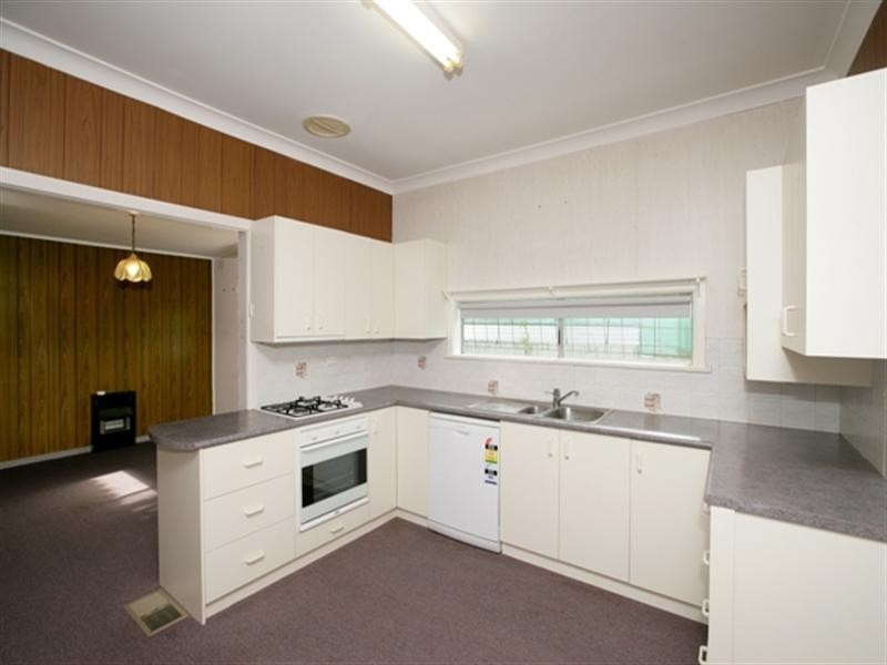 116 Grove Street, Kooringal NSW 2650