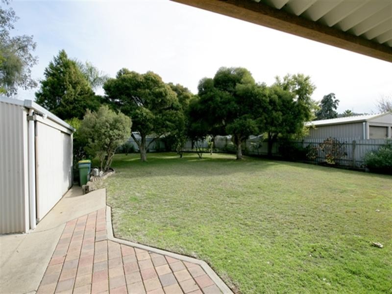 116 Grove Street, Kooringal NSW 2650