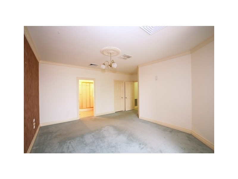 58 Lakehaven Drive, Wagga Wagga NSW 2650
