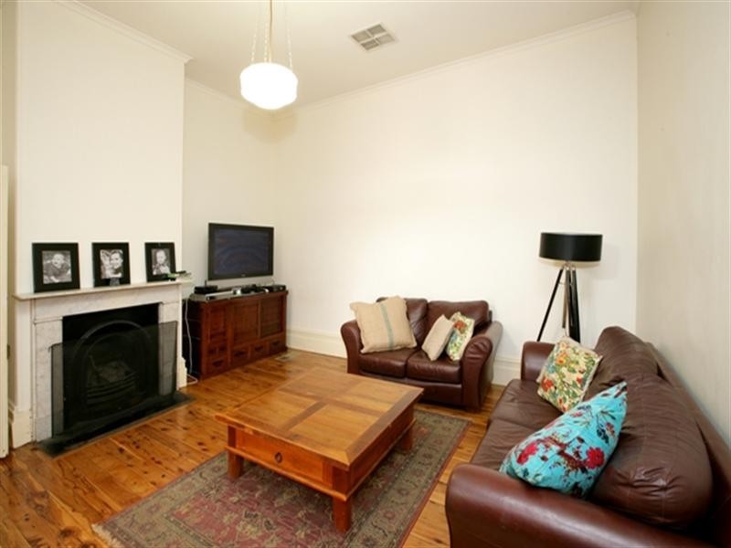 51 Macleay Street, Turvey Park NSW 2650