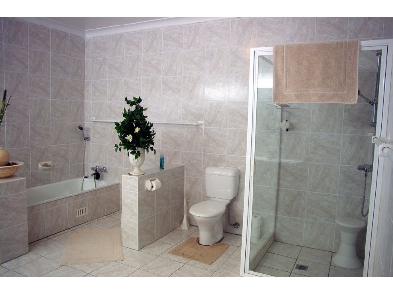 19 Shearsby Crescent, Yass NSW 2582