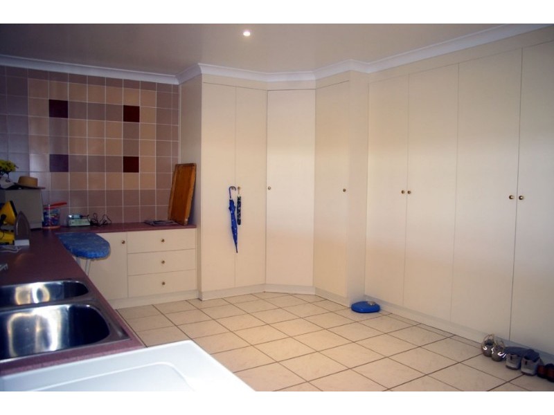 19 Shearsby Crescent, Yass NSW 2582