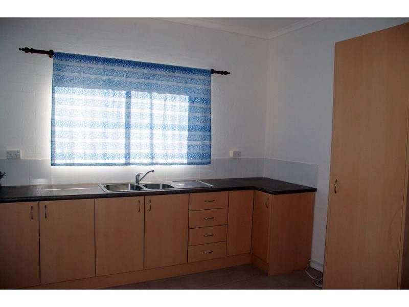 19 Shearsby Crescent, Yass NSW 2582