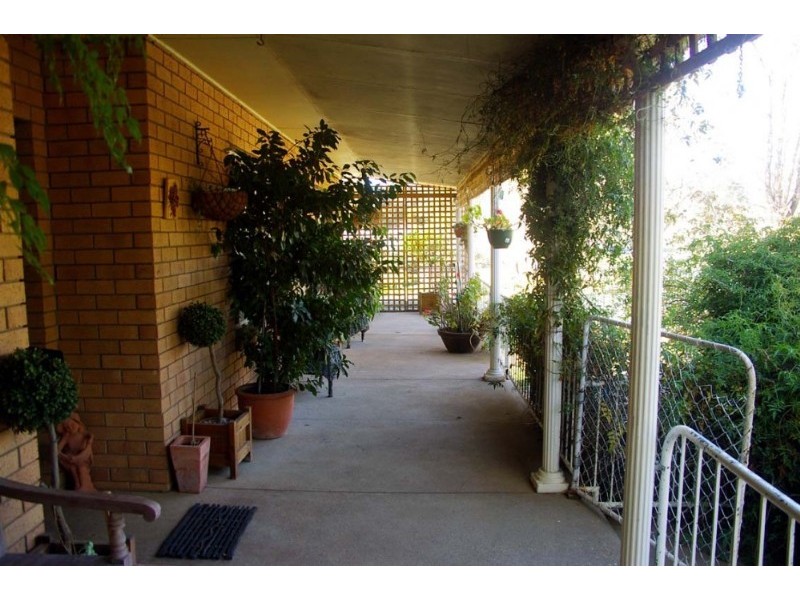 22 Camden Street, Binalong NSW 2584