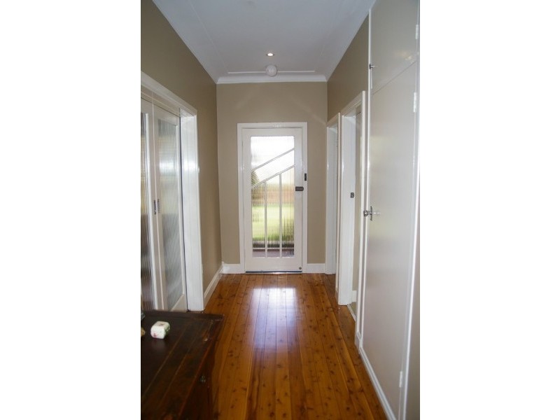 24 Shaw Street, Yass NSW 2582