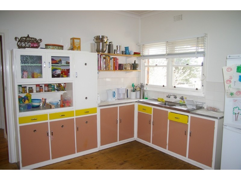 24 Shaw Street, Yass NSW 2582