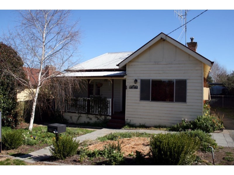 23 Browne Street, Yass NSW 2582