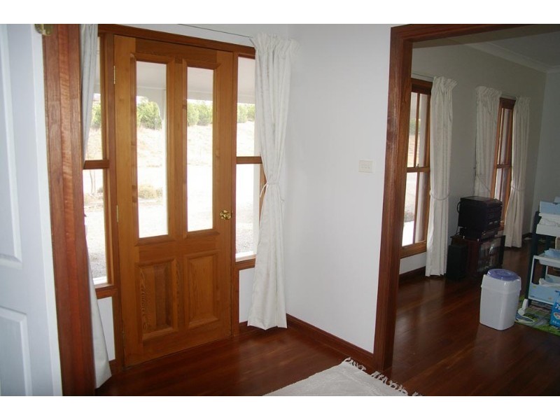 7 Glover Drive, Yass NSW 2582