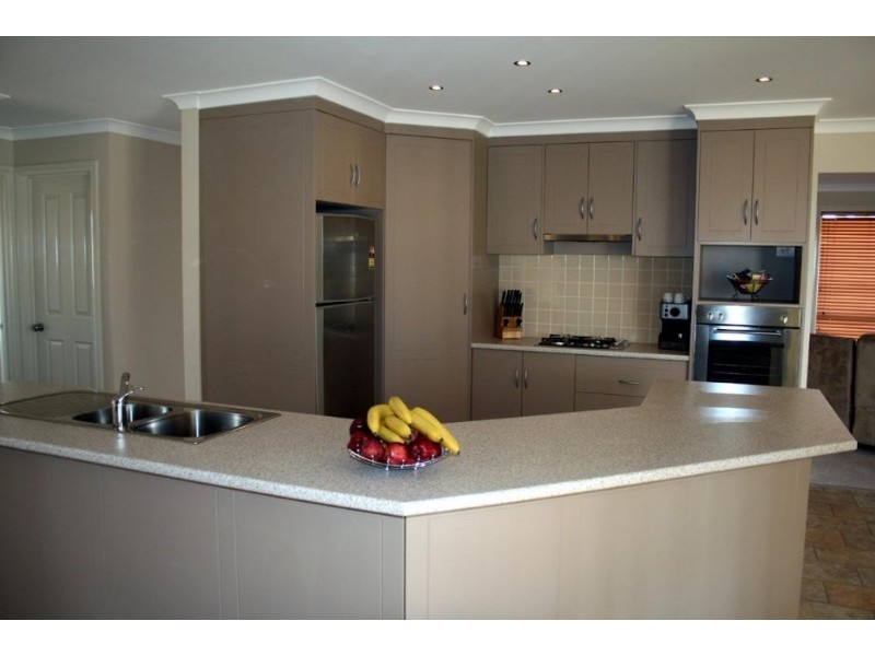 20 Barber Street, Yass NSW 2582