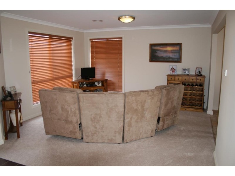 20 Barber Street, Yass NSW 2582