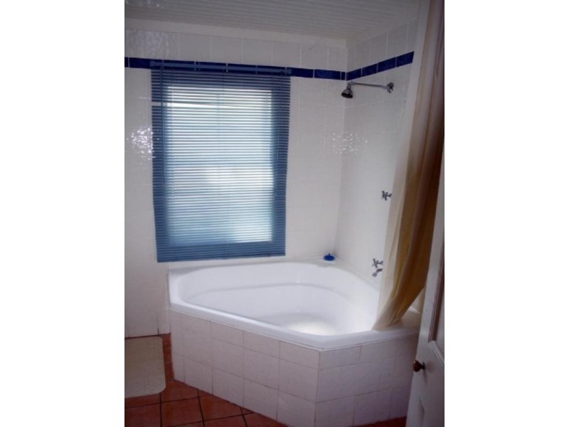 26 Lead Street, Yass NSW 2582