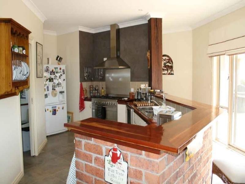 450 Yass Valley Way, Yass NSW 2582