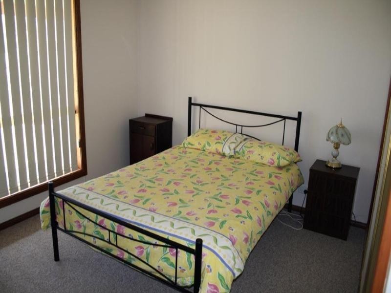 13 Monteagle Street, Binalong NSW 2584