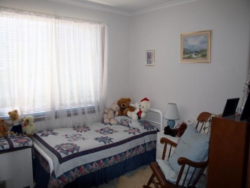 22 Merriman Drive, Yass NSW 2582