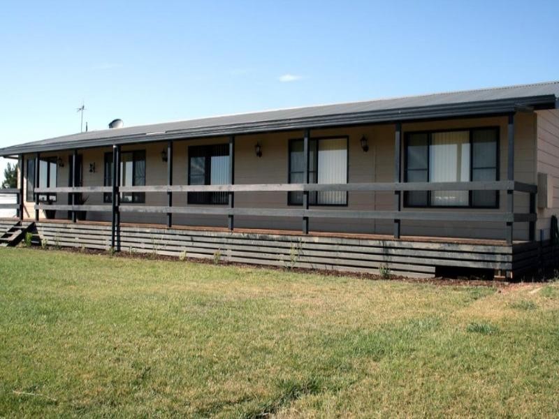 89 Red Hill Road, Bowning NSW 2582