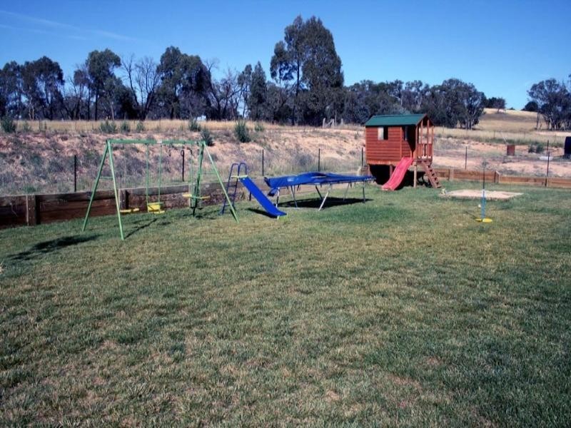 89 Red Hill Road, Bowning NSW 2582