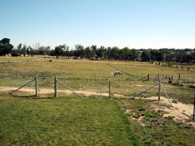 89 Red Hill Road, Bowning NSW 2582