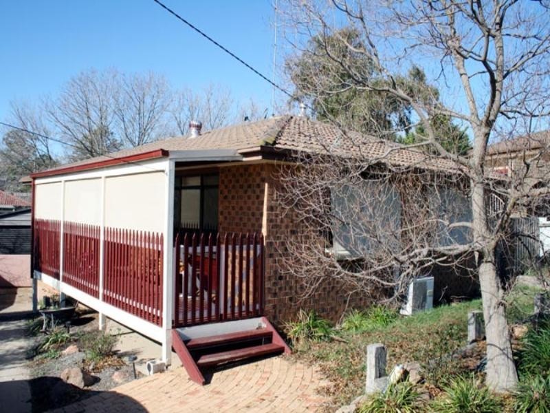 12 Mcbean Parade, Yass NSW 2582