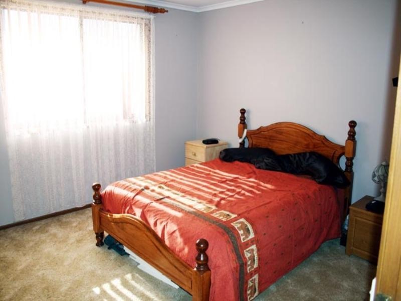 12 Mcbean Parade, Yass NSW 2582