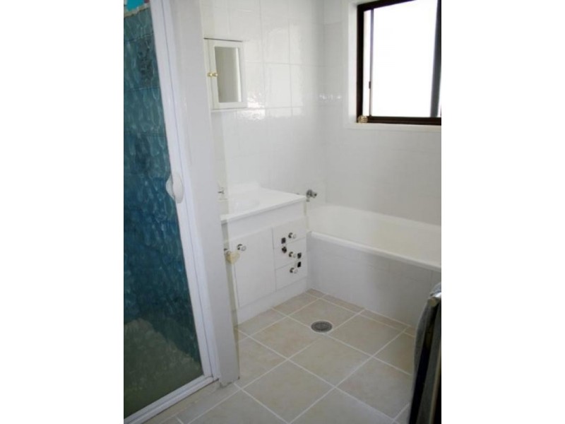 12 Mcbean Parade, Yass NSW 2582