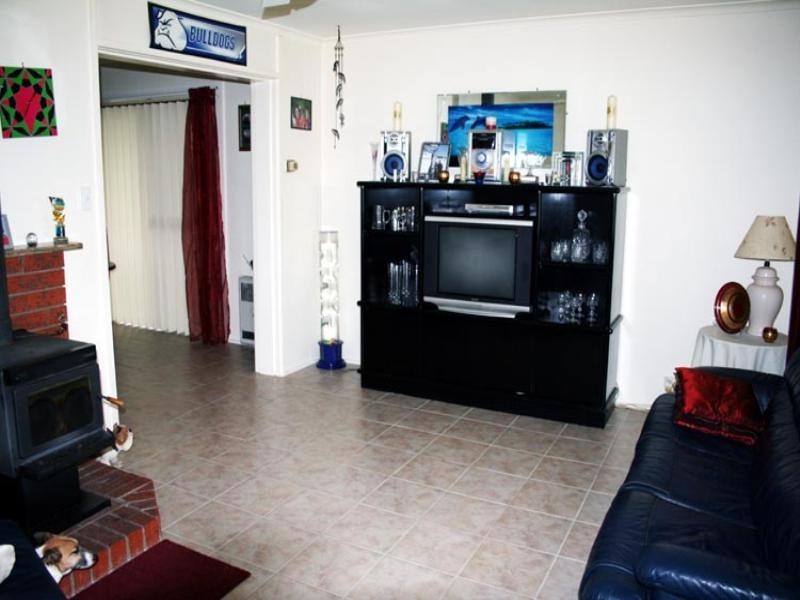 4 Lead Street, Yass NSW 2582