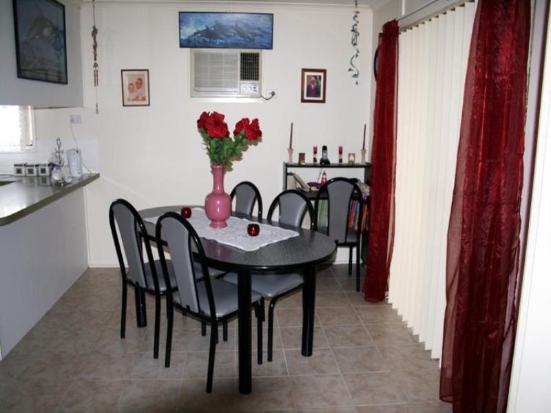 4 Lead Street, Yass NSW 2582