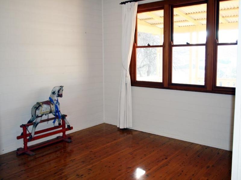 21 Mont Street, Yass NSW 2582