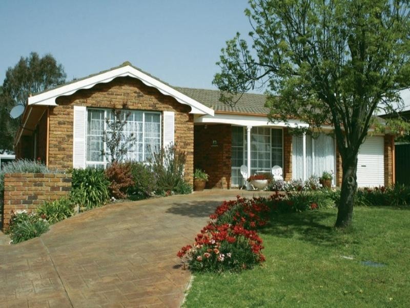 14 MacDonald Street, Yass NSW 2582
