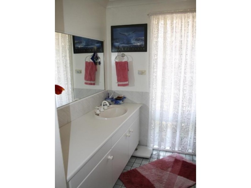 14 MacDonald Street, Yass NSW 2582