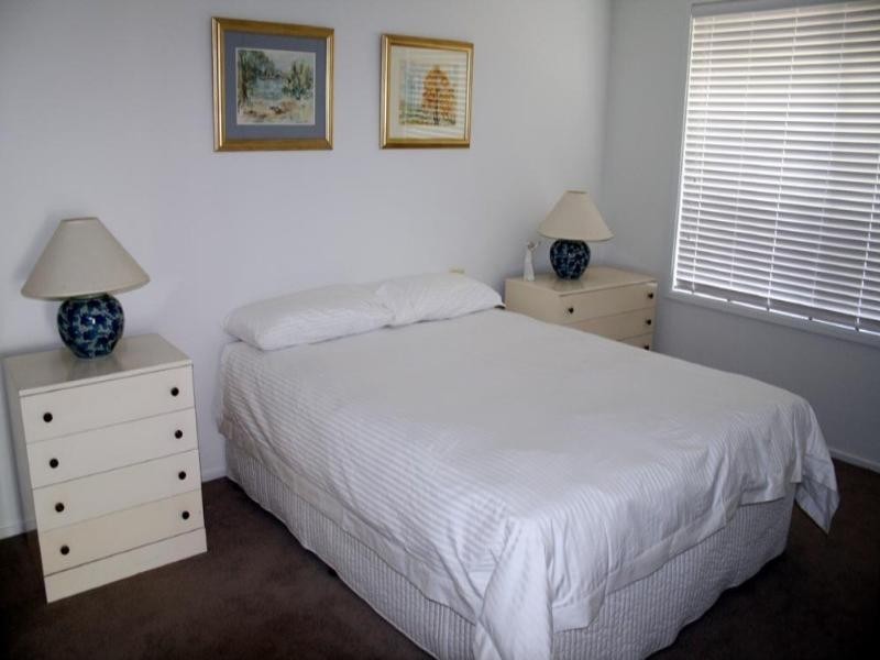 8 Dutton Street, Yass NSW 2582