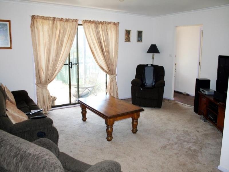 182 Rossi Street, Yass NSW 2582