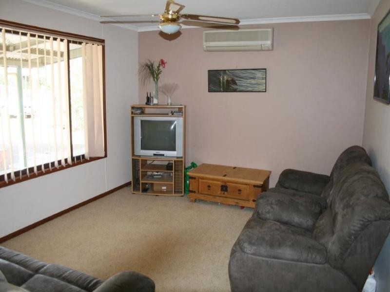 11 Monteagle Street, Binalong NSW 2584
