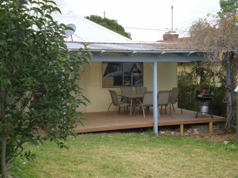 23 Browne Street, Yass NSW 2582